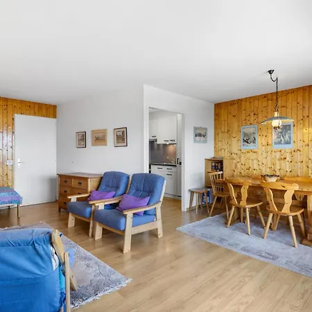 Saturne 210 Sur La Place Du Village A Appartement *